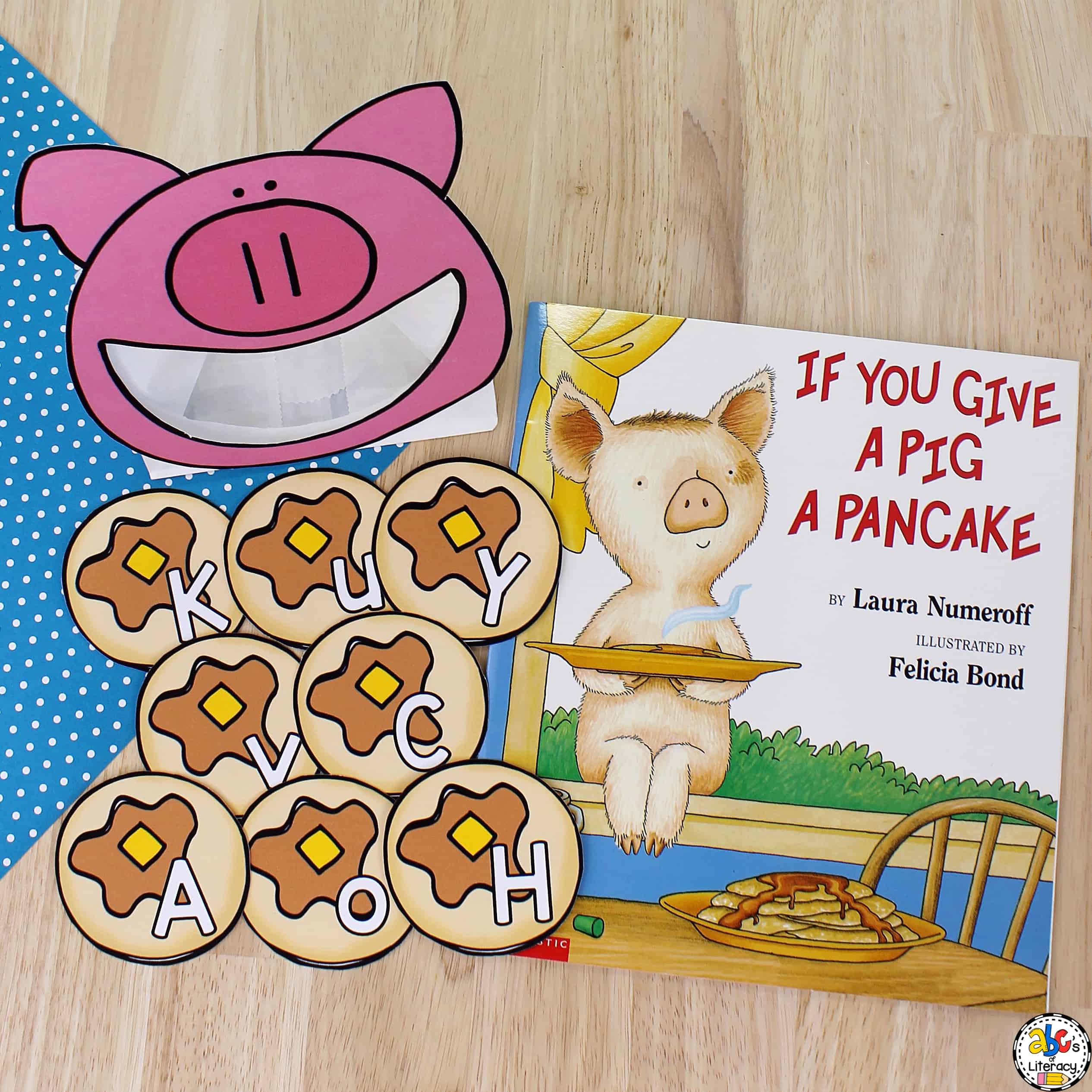 This book-inspired Pig & Pancakes Letter Recognition Activity is an "oink-tastic" way to practice identifying capital and lowercase letters! Book-Inspired Activity