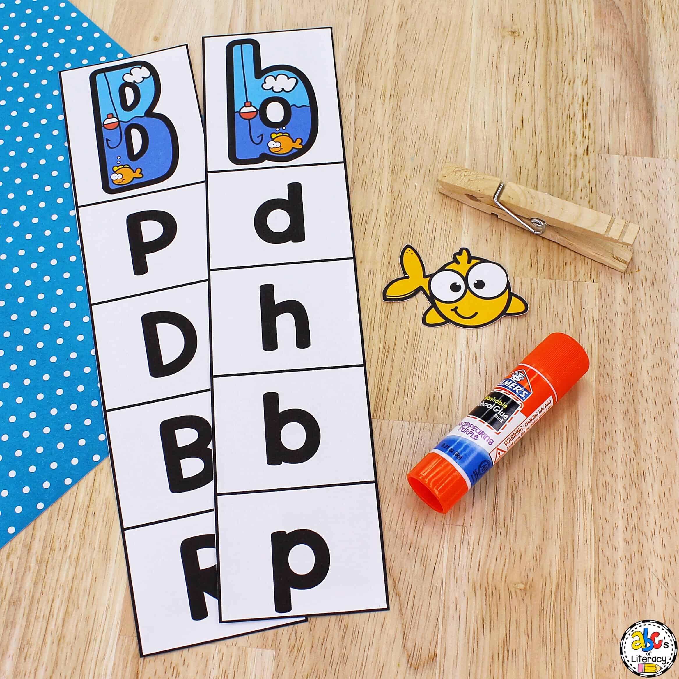 Your preschoolers are going to get "hooked" on learning the ABC's with these free printable Fishing Alphabet Clip Cards! Letter Recognition Activity