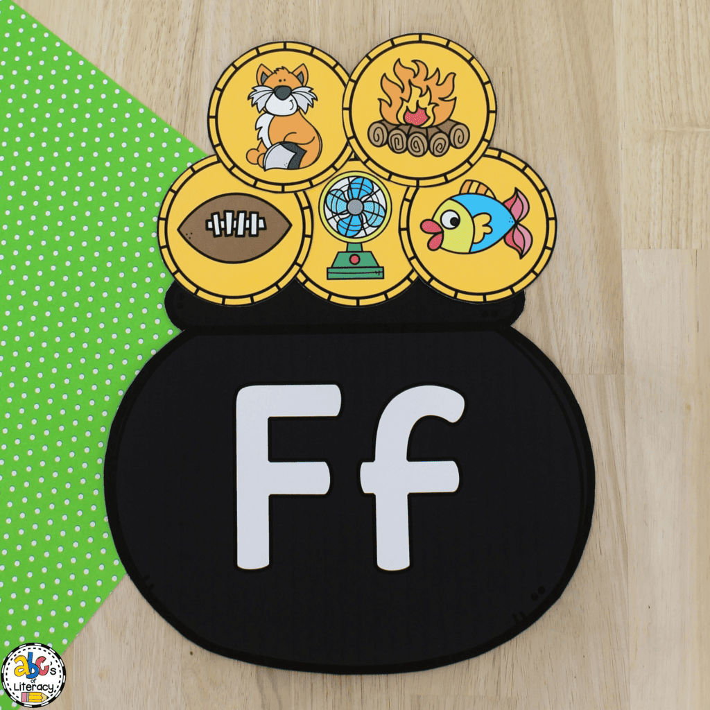This St. Patrick's Day Beginning Sounds Activity is a hands-on resource students can use to practice sorting pictures by the letter sounds. Letter Sounds Recognition