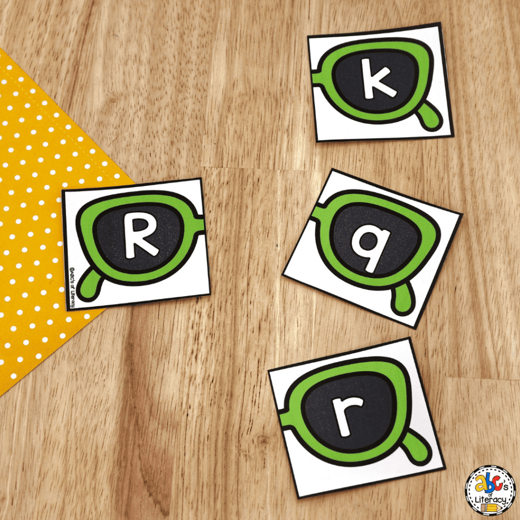 With these Summer Letter Matching Puzzles, students will work on alphabet recognition as they match capital & lowercase letters. Letter Match Activity